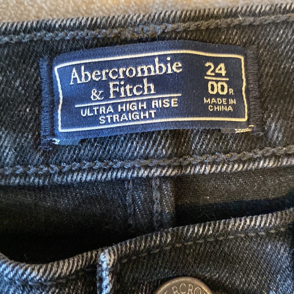 High Rise Straight Jeans - Picture 5 of 6